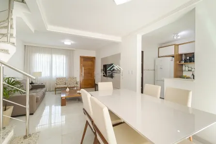 Sobrado com 3 Quartos à venda, 142m² no Ahú, Curitiba
