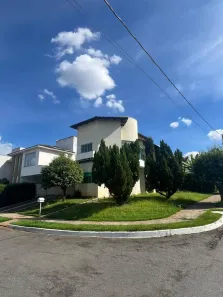Casa de Condomínio com 3 Quartos para alugar, 220m² no Loteamento Portal do Sol II, Goiânia