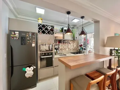 Apartamento com 2 Quartos à venda, 68m² no Coqueiros, Florianópolis