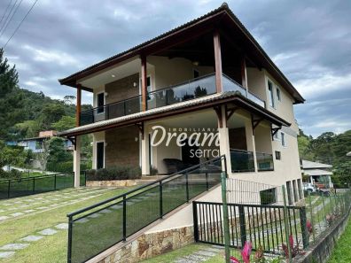 Casa de Condomínio com 4 Quartos à venda, 438m² no Vargem Grande, Teresópolis