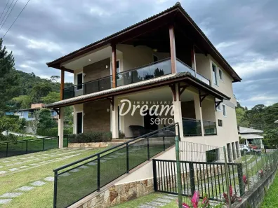 Casa de Condomínio com 4 Quartos à venda, 438m² no Vargem Grande, Teresópolis