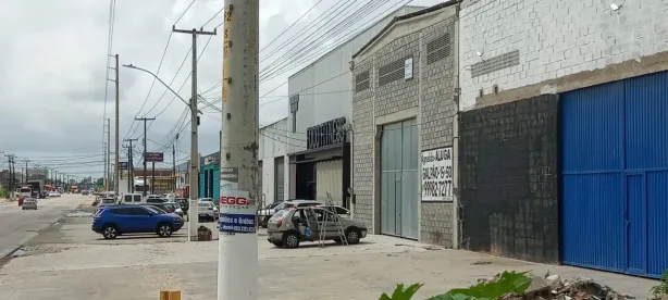 Galpão/Depósito/Armazém para alugar, 75m² no Tabuleiro do Martins, Maceió