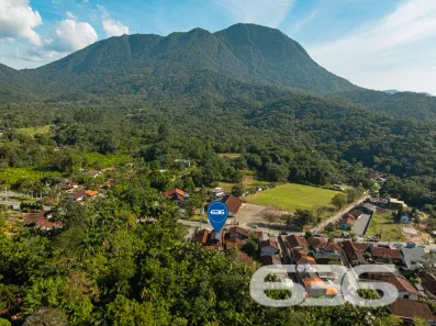 Imóvel Comercial com 3 Quartos à venda, 400m² no Pirabeiraba (Pirabeiraba), Joinville