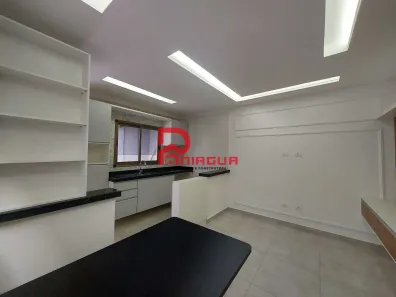 Casa de Condomínio com 2 Quartos à venda, 51m² no Maracanã, Praia Grande