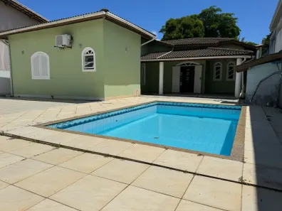 Casa com 3 Quartos à venda, 180m² no Buraquinho, Lauro de Freitas