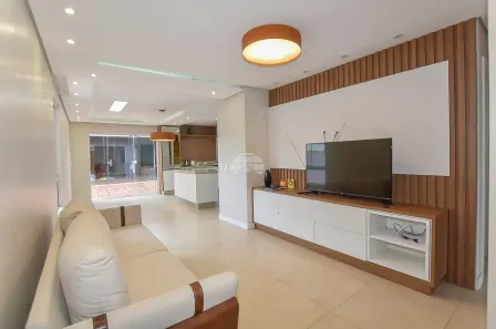 Casa com 4 Quartos à venda, 200m² no Guaíra, Curitiba