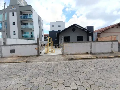 Casa com 2 Quartos à venda, 82m² no Gravatá, Navegantes