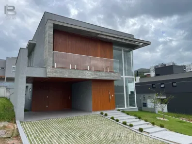 Casa de Condomínio com 4 Quartos à venda, 245m² no Pedra Branca, Palhoça