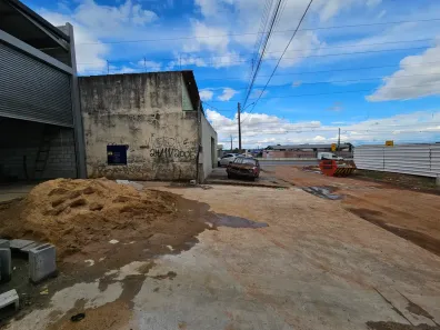 Galpão/Depósito/Armazém para alugar, 340m² no Garavelo Residencial Park, Aparecida de Goiânia
