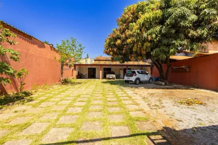 Casa de Condomínio com 5 Quartos à venda, 247m² no Taguatinga Sul, Brasília