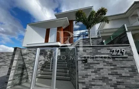 Casa com 3 Quartos à venda, 240m² no Pedra Branca, Palhoça