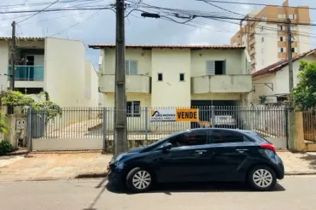 Casa com 3 Quartos à venda, 220m² no Vitória, Londrina