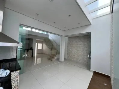 Casa com 3 Quartos à venda, 20m² no Parque Residencial Santa Gertrudes, Marília