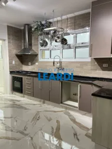 Apartamento com 3 Quartos à venda, 136m² no Vila Assunção, Santo André