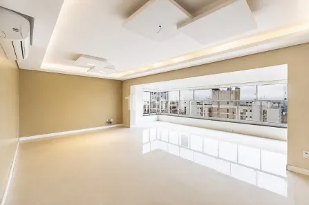 Apartamento com 3 Quartos para alugar, 121m² no Passo da Areia, Porto Alegre