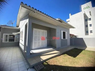 Casa com 4 Quartos para alugar, 250m² no Nova Divinéia, Araranguá