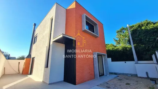 Casa com 3 Quartos à venda, 128m² no São João do Rio Vermelho, Florianópolis