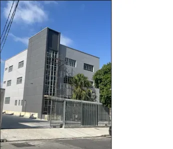 Prédio Comercial para alugar, 900m² no Vila Anastácio, São Paulo