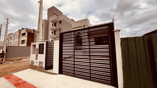 Casa com 2 Quartos à venda, 76m² no Santa Regina, Camboriú