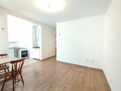 Apartamento com 2 Quartos à venda, 56m² no Cidade Baixa, Porto Alegre