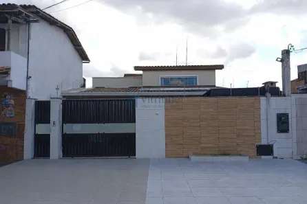 Casa com 4 Quartos à venda, 300m² no Parque Ipê, Feira de Santana