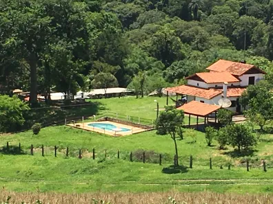 Fazenda/Sítio com 3 Quartos à venda, 200000m² no , Belo Vale