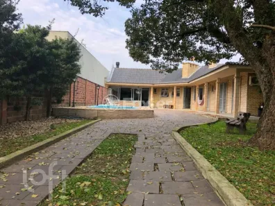 Casa com 5 Quartos à venda, 235m² no Niterói, Canoas