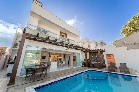 Casa de Condomínio com 5 Quartos à venda, 389m² no Glória, Joinville