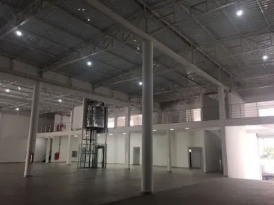 Galpão/Depósito/Armazém para alugar, 909m² no Penha de França, São Paulo