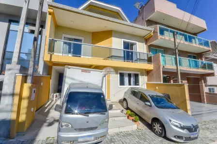 Sobrado com 3 Quartos à venda, 212m² no Cachoeira, Curitiba