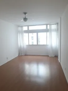 Apartamento com 2 Quartos para alugar, 80m² no Leme, Rio de Janeiro