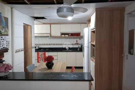 Casa com 2 Quartos à venda, 110m² no Jardim Monte Santo, Almirante Tamandaré