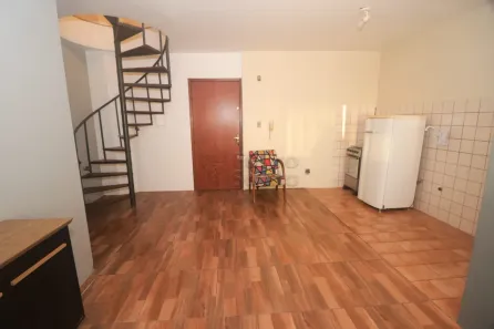 Apartamento com 2 Quartos para alugar, 83m² no Centro, Pelotas