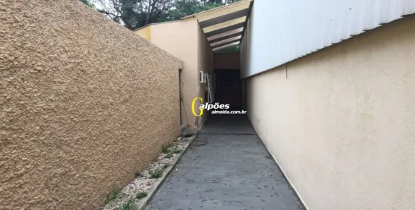 Galpão/Depósito/Armazém para alugar, 800m² no Sítio Guarehy, Carapicuíba