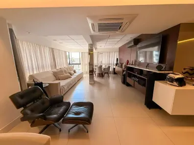 Apartamento com 4 Quartos para alugar, 240m² no Ponta Verde, Maceió