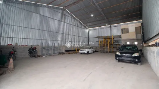 Galpão/Depósito/Armazém para alugar, 250m² no Batistini, São Bernardo do Campo