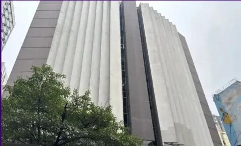 Sala Comercial para alugar, 122m² no Centro Histórico, Porto Alegre