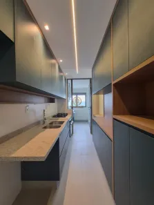 Apartamento com 3 Quartos para alugar, 126m² no Cambuí, Campinas