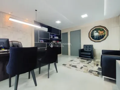 Sala Comercial para alugar, 57m² no Cristal, Porto Alegre