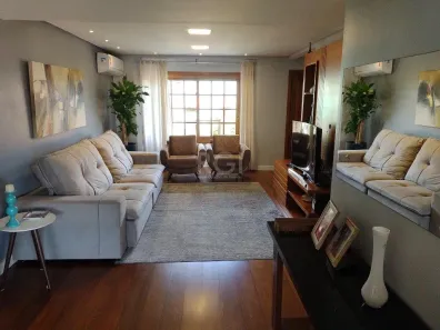 Casa com 3 Quartos à venda, 300m² no Espírito Santo, Porto Alegre