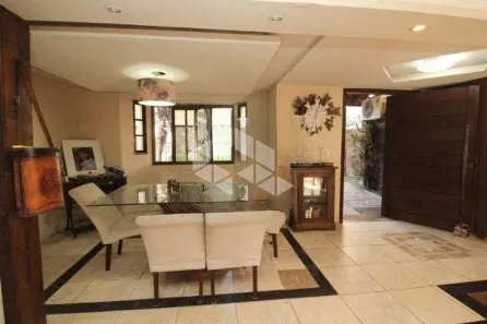 Casa com 4 Quartos à venda, 350m² no Espírito Santo, Porto Alegre