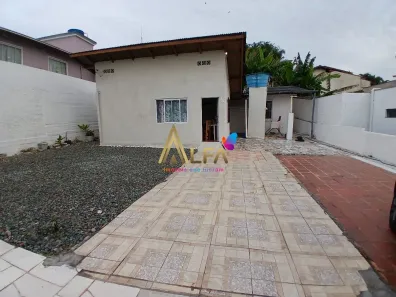 Casa com 2 Quartos à venda, 96m² no Gravatá, Penha