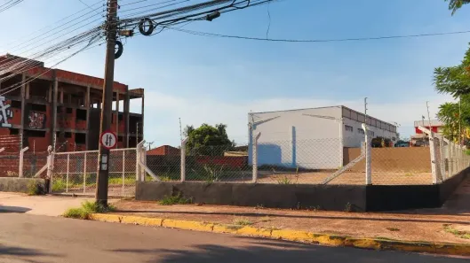 para alugar, 720m² no Vila Olinda, Campo Grande