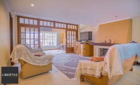 Casa com 3 Quartos à venda, 309m² no Medianeira, Porto Alegre