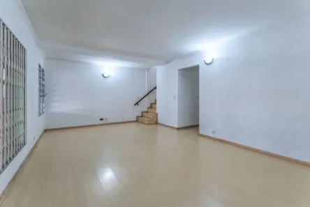 Casa com 3 Quartos à venda, 309m² no Jardim Maristela, São Paulo
