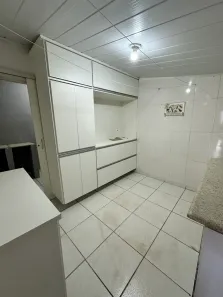 Casa com 4 Quartos para alugar, 310m² no Setor Jaó, Goiânia