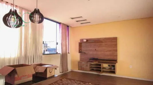 Sobrado com 7 Quartos à venda, 370m² no Chácara Mafalda, São Paulo