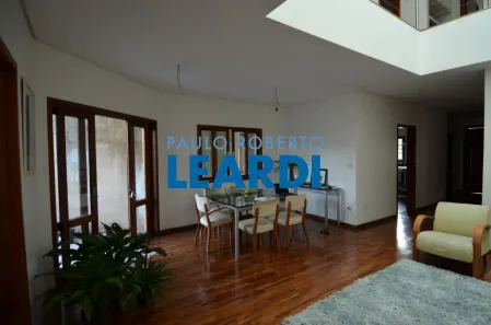 Sobrado com 3 Quartos à venda, 380m² no Jardim Colombo, São Paulo