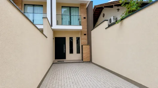 Sobrado com 2 Quartos à venda, 90m² no Água Verde, Blumenau
