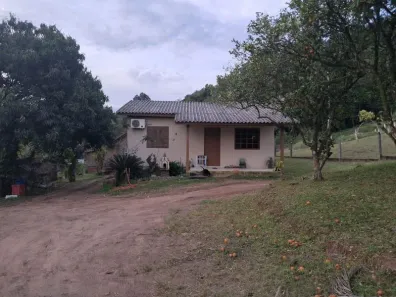 Fazenda/Sítio com 3 Quartos à venda, 76m² no , Rolante